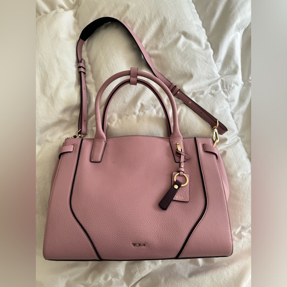 🔥SOLD🔥 Tumi Stanton Large Tote in Pink and Purple